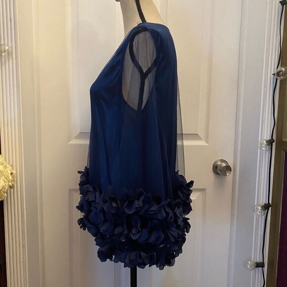 Hesperus deep blue petal blouse, L - Picture 7 of 13